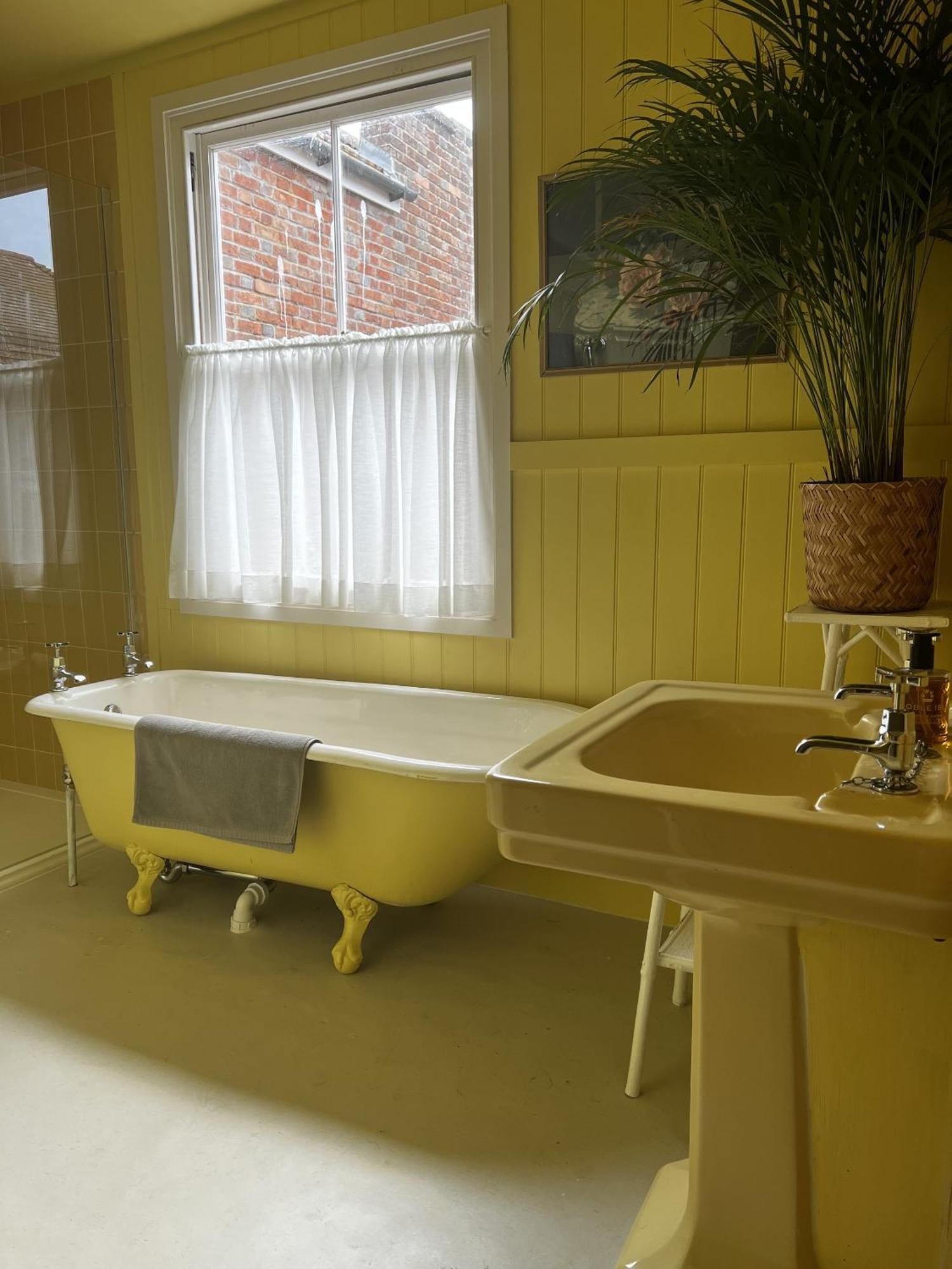 Georgian Russell Apartment Hastings Bagian luar foto